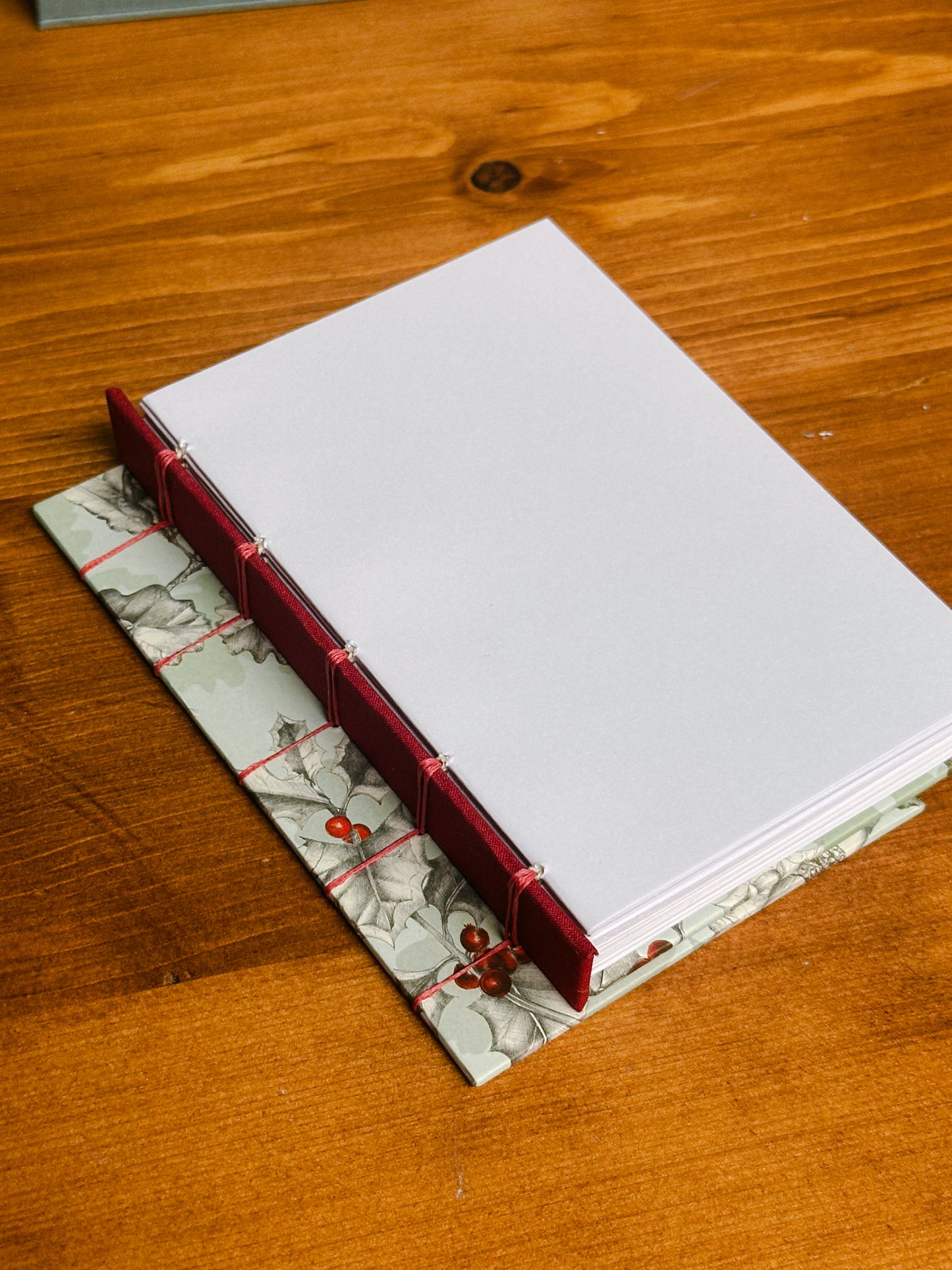 Quadernino legatura belga, copertina in carta decorata funghi